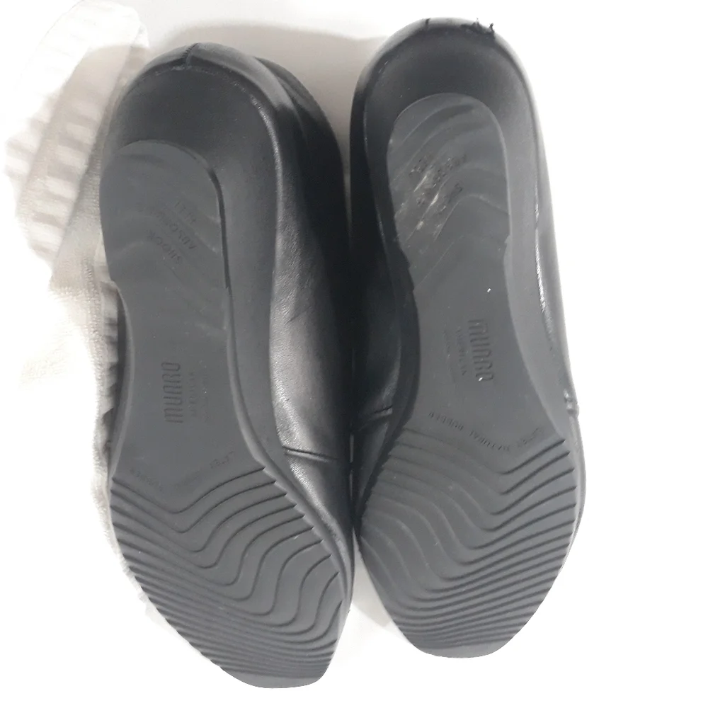 Munro Classic Booties Black Leather Lace Up Shoes Size 10 1/2 M